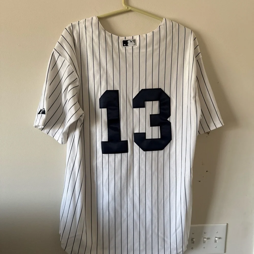 Majestic White and Black Pinstripe Jersey - Picture 6 of 6